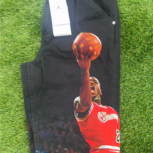 HF0045-010 | Men’s Air Jordan Printed Twill Pants | Dunk Contest | Relaxed - Picture 11 of 13